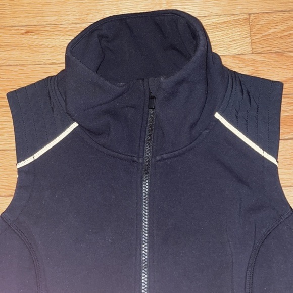Athleta Black Fitted Vest Full Zip (S) - Picture 11 of 16
